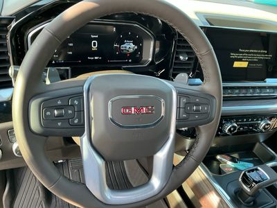 2026 GMC Sierra 1500 — photo 14 view
