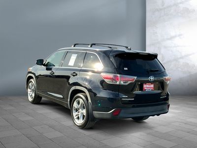 2015 Toyota Highlander - Photo 4