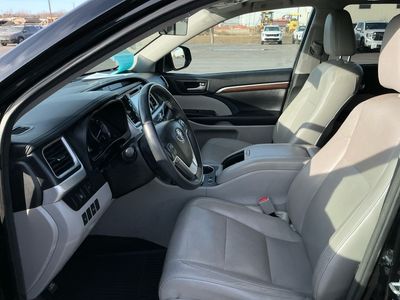 2015 Toyota Highlander - Photo 9