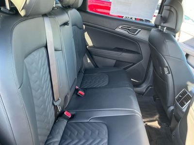 2026 Kia Sportage Hybrid - Photo 5
