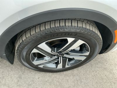 2024 Kia Sorento Hybrid - Photo 22
