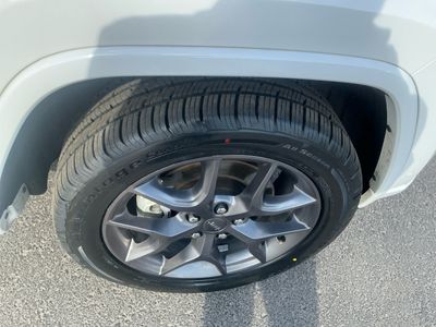 2021 Jeep Grand Cherokee - Photo 22