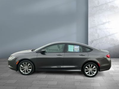 2015 Chrysler 200 - Photo 3