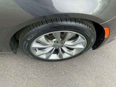 2015 Chrysler 200 - Photo 22