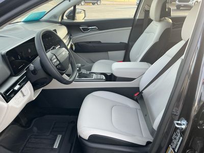 2026 Kia Sportage — photo 10 view