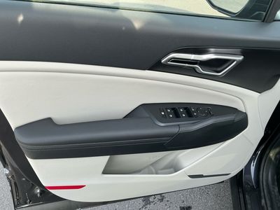 2026 Kia Sportage — photo 16 view