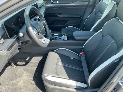 2026 Kia K5 - Photo 10