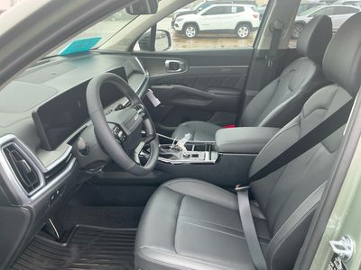 2026 Kia Sorento - Photo 10