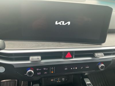 2026 Kia Sorento - Photo 12