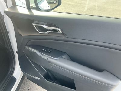 2026 Kia Sportage - Photo 21