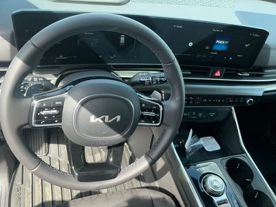 2026 Kia Carnival Hybrid - Photo 15