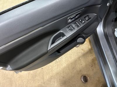 2025 Mitsubishi Outlander Sport — photo 20 view