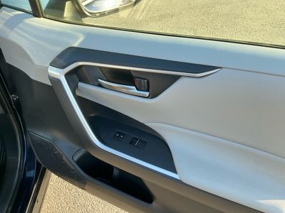 2024 Toyota RAV4 - Photo 21