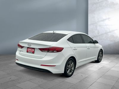 2018 Hyundai Elantra - Photo 6