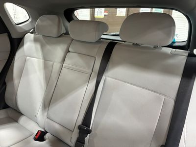 2025 Hyundai Kona - Photo 18