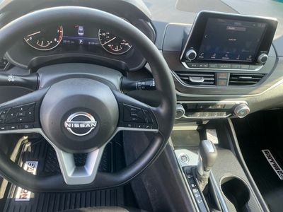 2025 Nissan Altima - Photo 14