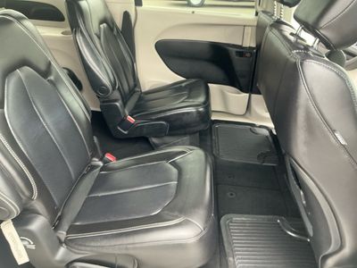 2023 Chrysler Pacifica - Photo 19