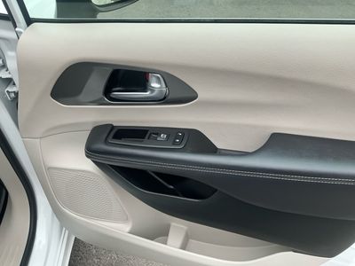 2023 Chrysler Pacifica - Photo 21