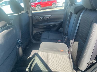 2018 Nissan Rogue - Photo 16