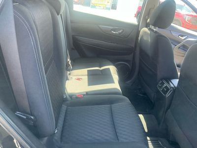 2018 Nissan Rogue - Photo 18