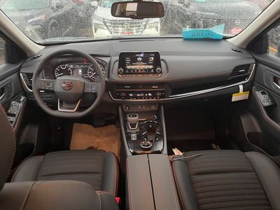 2026 Nissan Rogue - Photo 15