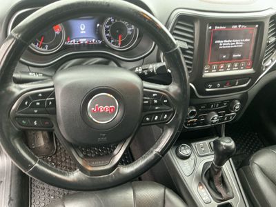 2019 Jeep Cherokee - Photo 14