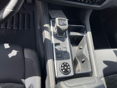 2026 Nissan Pathfinder - Photo 15