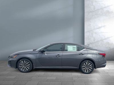 2026 Nissan Altima - Photo 3