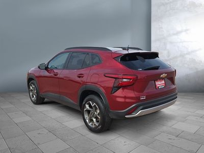2025 Chevrolet Trax - Photo 4