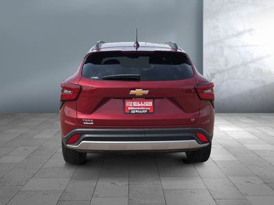 2025 Chevrolet Trax - Photo 5