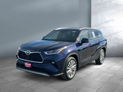2024 Toyota Highlander - Photo 1