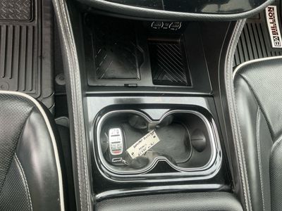2025 Chrysler Pacifica - Photo 12