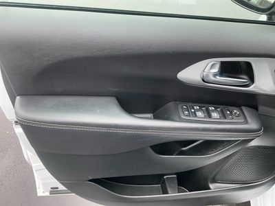 2025 Chrysler Pacifica - Photo 15