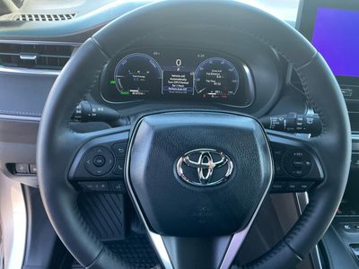 2024 Toyota Venza - Photo 13