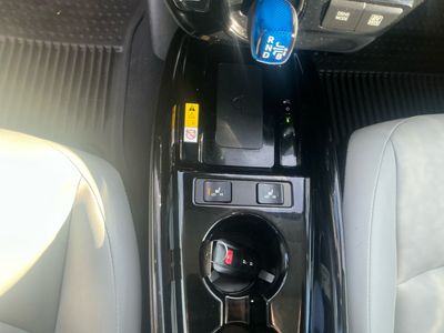 2021 Toyota Prius - Photo 12