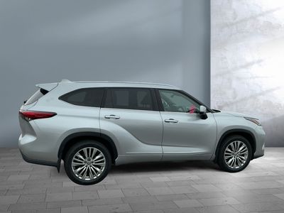 2022 Toyota Highlander - Photo 7