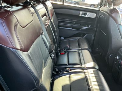 2020 Ford Explorer - Photo 19