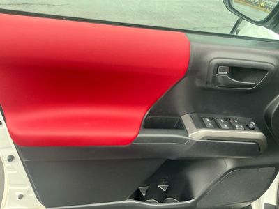 2020 Toyota Tacoma - Photo 15