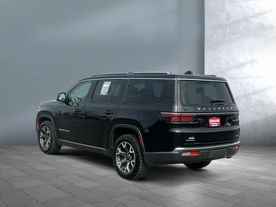 2022 Jeep Wagoneer - Photo 4