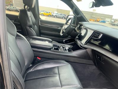 2022 Jeep Wagoneer - Photo 20