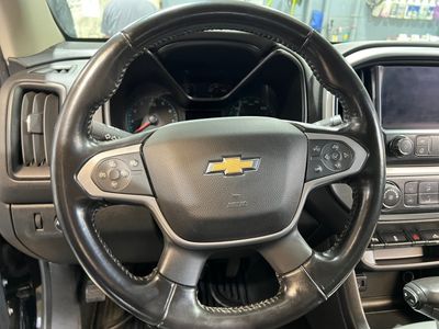 2021 Chevrolet Colorado - Photo 19
