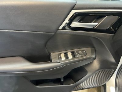 2024 Mitsubishi Outlander - Photo 20