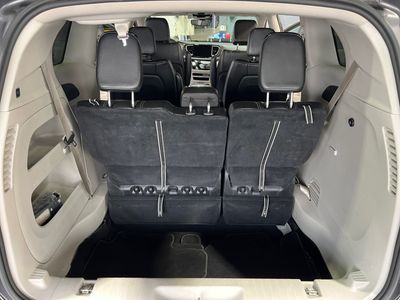 2023 Chrysler Pacifica - Photo 17