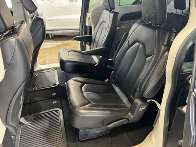 2023 Chrysler Pacifica - Photo 18