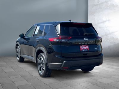 2025 Nissan Rogue - Photo 4