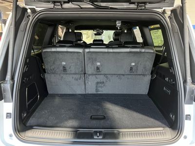 2026 Jeep Grand Wagoneer — photo 17 view