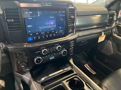 2026 Ford Super Duty F-350 SRW - Photo 13