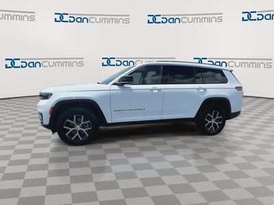 2023 Jeep Grand Cherokee L — detail view