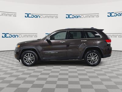 2017 Jeep Grand Cherokee — detail view