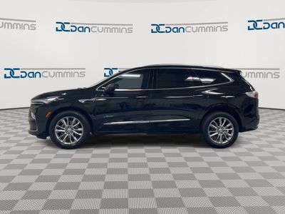 2023 Buick Enclave — detail view
